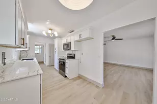 63 W Windsor Ave, Phoenix, AZ 85003 - Photo 12