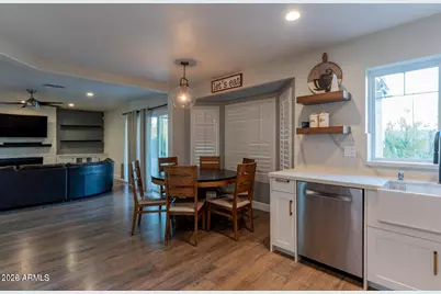 16223 N 10th Avenue, Phoenix, AZ 85023 - Photo 10