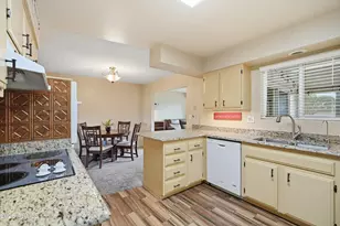 10315 W Desert Forest Cir, Sun City, AZ 85351 - Photo 8