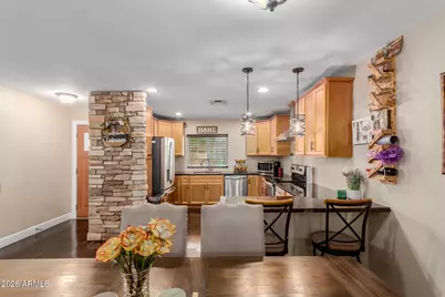 2245 W Sequoia Drive, Phoenix, AZ 85027 - Photo 8