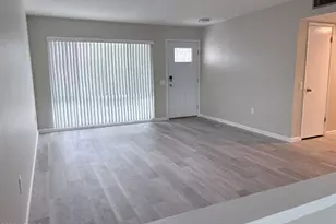 9921 W Oak Ridge Dr, Sun City, AZ 85351 - Photo 4