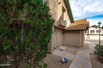 8023 N 49th Avenue, Glendale, AZ 85302 - Photo 2