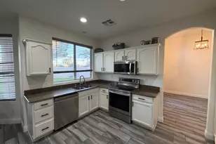 20997 N 79th Ave, Peoria, AZ 85382 - Photo 4