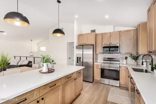 1101 N Palm St, Gilbert, AZ 85234 - Photo 18