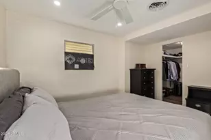 10401 N Cave Creek Rd, Phoenix, AZ 85020 - Photo 14