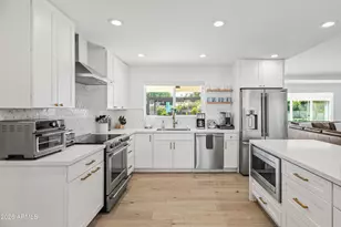 4819 E Sunnyside Dr, Scottsdale, AZ 85254 - Photo 14