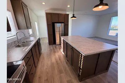 36367 W Clarendon Avenue, Tonopah, AZ 85354 - Photo 4