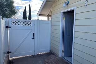 4112 W Hearn Rd, Phoenix, AZ 85053 - Photo 8