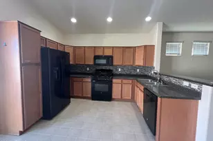 995 S 202nd Ln, Buckeye, AZ 85326 - Photo 2