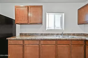 1527 W Sonora St, Phoenix, AZ 85007 - Photo 6