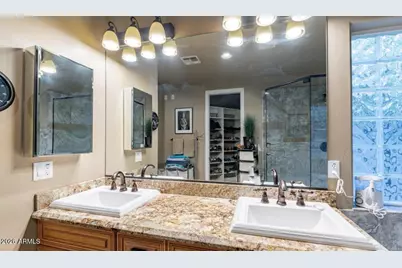 5130 N 32nd Place, Phoenix, AZ 85018 - Photo 18