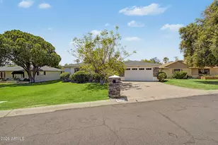 5130 N 32nd Pl, Phoenix, AZ 85018 - Photo 34