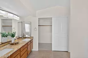 310 E Vaughn Ave, Gilbert, AZ 85234 - Photo 44