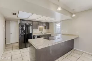 921 E Campus Dr, Tempe, AZ 85282 - Photo 18