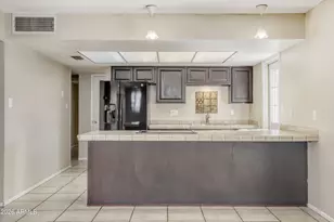 921 E Campus Dr, Tempe, AZ 85282 - Photo 16