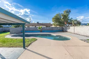 12128 S Eagleman Dr, Phoenix, AZ 85044 - Photo 20