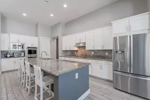 9345 W Robin Ln, Peoria, AZ 85383 - Photo 6