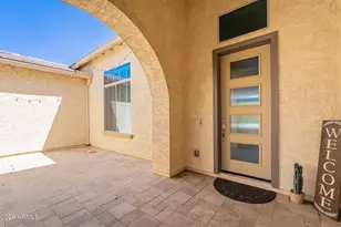 9345 W Robin Ln, Peoria, AZ 85383 - Photo 4