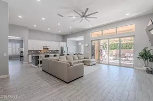 9345 W Robin Ln, Peoria, AZ 85383 - Photo 4