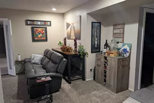 5320 W Tierra Buena Ln, Glendale, AZ 85306 - Photo 16