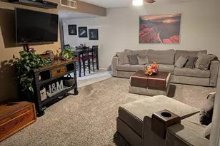 5320 W Tierra Buena Ln, Glendale, AZ 85306 - Photo 10