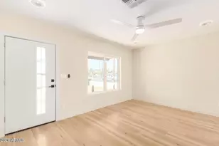 902 E Fairmount Ave, Phoenix, AZ 85014 - Photo 10