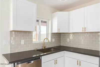 902 E Fairmount Avenue, Phoenix, AZ 85014 - Photo 18