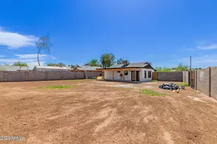 902 E Fairmount Ave, Phoenix, AZ 85014 - Photo 6