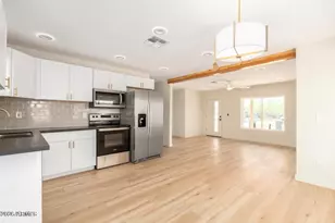 902 E Fairmount Ave, Phoenix, AZ 85014 - Photo 16