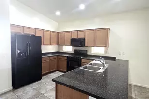 3931 E Narrowleaf Dr, Gilbert, AZ 85298 - Photo 2