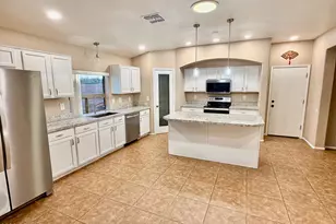 689 E Taylor Trail, San Tan Valley, AZ 85143 - Photo 2