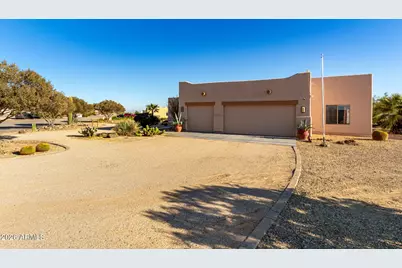 25617 W Quails Nest Lane, Wittmann, AZ 85361 - Photo 16