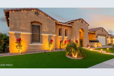 10722 E Travertine Avenue E, Mesa, AZ 85212 - Photo 2