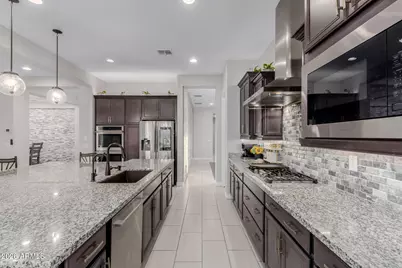 10722 E Travertine Avenue E, Mesa, AZ 85212 - Photo 16