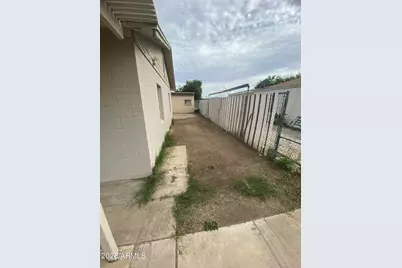 6547 N 59th Drive, Glendale, AZ 85301 - Photo 12