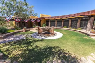 3935 E Rough Rider Rd, Phoenix, AZ 85050 - Photo 42