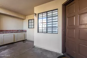 5665 W Galveston St, Chandler, AZ 85226 - Photo 6