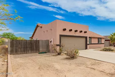 12411 W Benito Drive, Arizona City, AZ 85123 - Photo 2