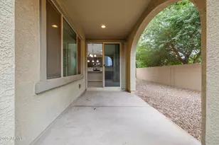 740 N Blackbird Dr, Gilbert, AZ 85234 - Photo 28