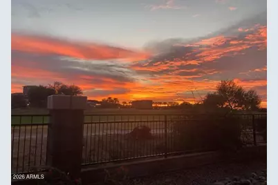 15221 N Clubgate Drive #1058, Scottsdale, AZ 85254 - Photo 2