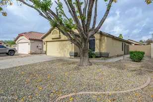 590 E Kyle Dr, Gilbert, AZ 85296 - Photo 2