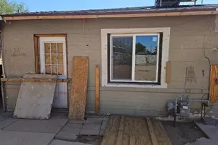 2012 N 24th Pl, Phoenix, AZ 85008 - Photo 10