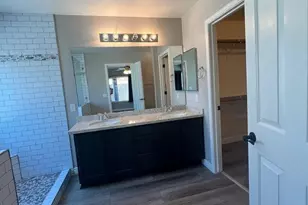 9818 E Kiva Ave, Mesa, AZ 85209 - Photo 14