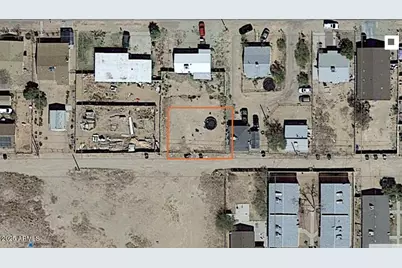 715 W 12th Street #2, Casa Grande, AZ 85122 - Photo 2