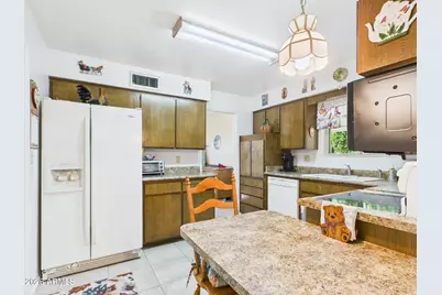 618 N 62nd Street, Mesa, AZ 85205 - Photo 6