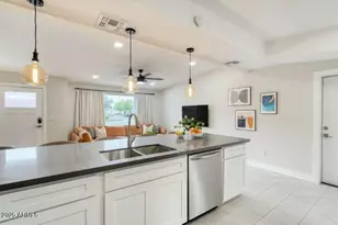 7504 E 1st St, Scottsdale, AZ 85251 - Photo 10
