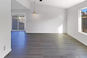 908 E Wahalla Ln, Phoenix, AZ 85024 - Photo 22