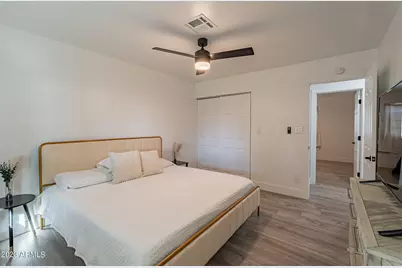 8214 E Elm Drive, Scottsdale, AZ 85257 - Photo 14