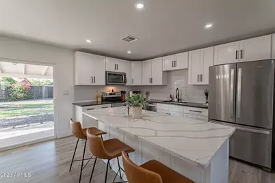 8214 E Elm Drive, Scottsdale, AZ 85257 - Photo 6