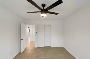 1838 W Alta Vista Rd, Phoenix, AZ 85041 - Photo 10